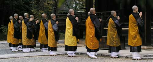 坊僧院永徳館,得度